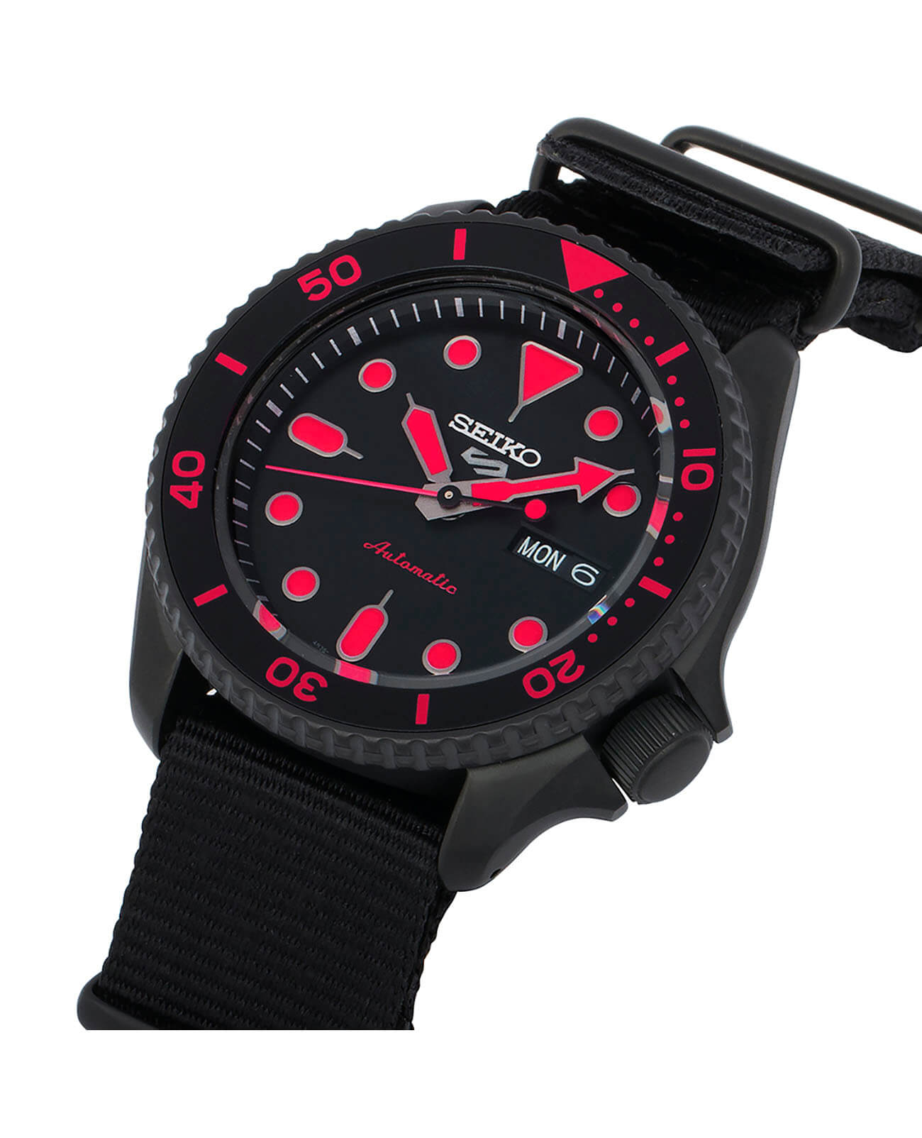 Seiko Seiko 5 Sports SRPD83K1  — детали корпуса и нейлон