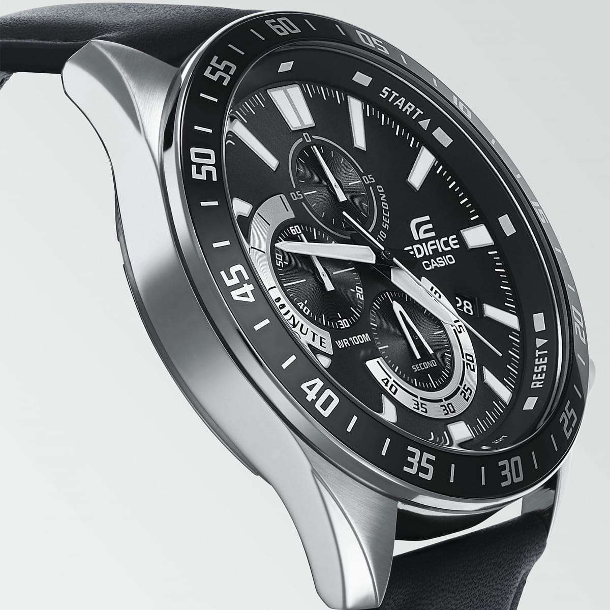 Casio Casio Edifice EFV-620L-1AVUDF (EFV-620L-1A), edifice япония мужские часы на браслете кожаный боковой вид