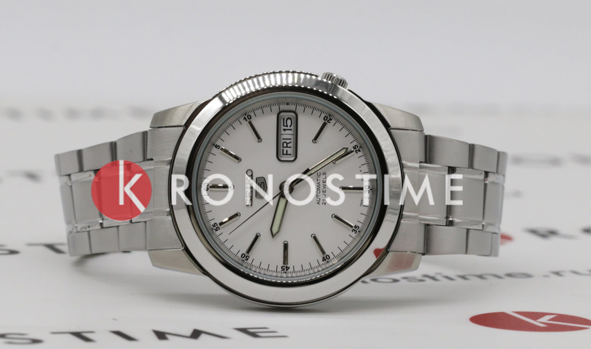 Seiko Seiko 5 Regular SNKE49K1 , наручные мужские часы фото под углом