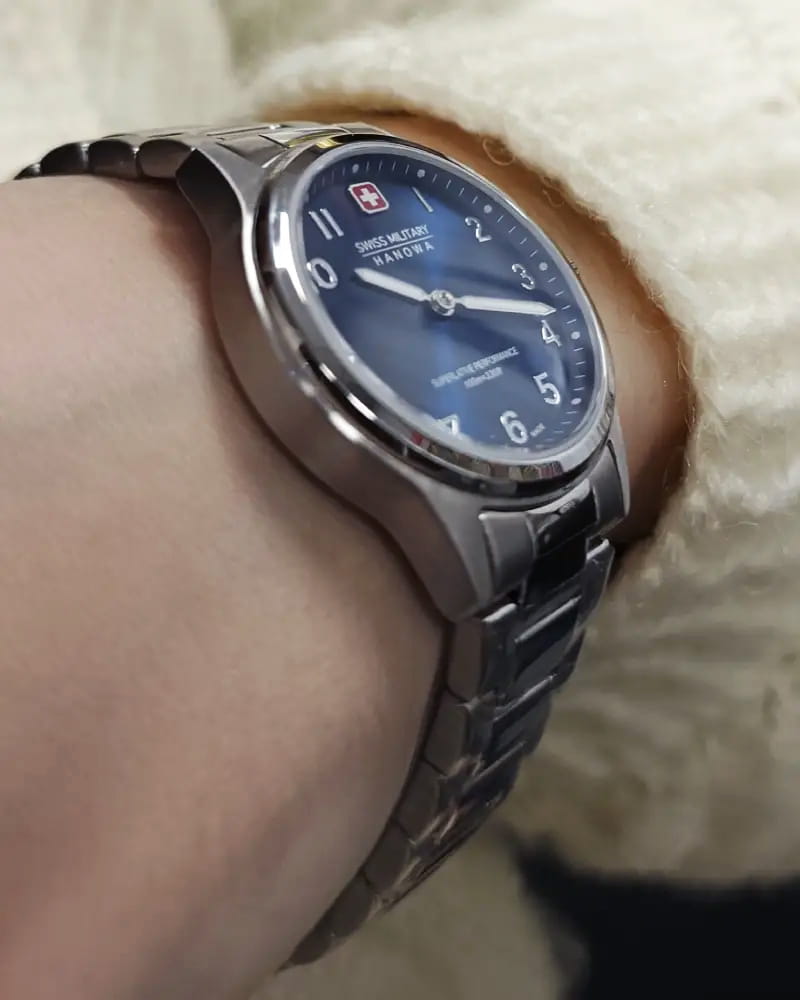 Swiss Military Hanowa Swiss Military Hanowa Commander SMWLG0002903,  швейцария женские часы на браслете нержавеющая сталь боковой вид