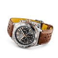 Breitling Breitling Chronomat B01 42 Triumph TB0134101M1X1, chronomat швейцария мужские часы на браслете кожаный боковой вид