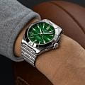Breitling Breitling Chronomat Automatic GMT 40 A323987B1L1A1 мужские часы зеленый циферблат на запястье