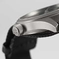 Hamilton H69301430 мужские часы застежка крупным планом