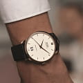 Mido Mido Baroncelli Big Date M027.426.36.018.00 механические мужские часы часы крупный план белый циферблата