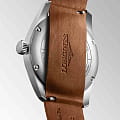 Longines Longines Spirit Prestige Edition L3.811.4.73.9 механические мужские часы часы крупный план белый циферблата