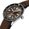 Breitling Breitling Superocean Heritage ’57 Outerknown A103703A1Q1W1 , наручные мужские часы фото под углом