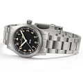 Hamilton Hamilton Khaki Field Quartz 33mm H69301131, khaki field швейцария мужские часы на браслете нержавеющая сталь боковой вид
