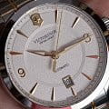 Victorinox Victorinox 241874 механические мужские часы часы, крупный план белый циферблат