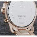 Guess Guess W0774L3 кварцевые женские часы часы крупный план розовый циферблата