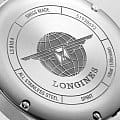 Longines L38104736 мужские часы застежка крупным планом