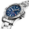 Breitling Breitling Avenger II GMT A32390111C1A1 , наручные мужские часы фото под углом