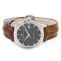 Hamilton Hamilton Jazzmaster Gent Quartz H32451581  наручные мужские часы фото под углом.