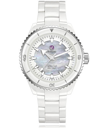 Rado Captain Cook High-Tech Ceramic Diver R32132902